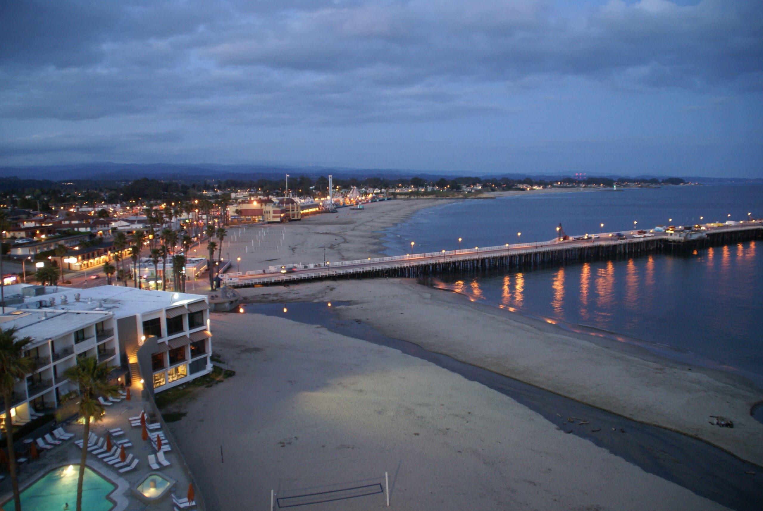 Learn to Surf in Santa Cruz at Cowell Beach Pekex